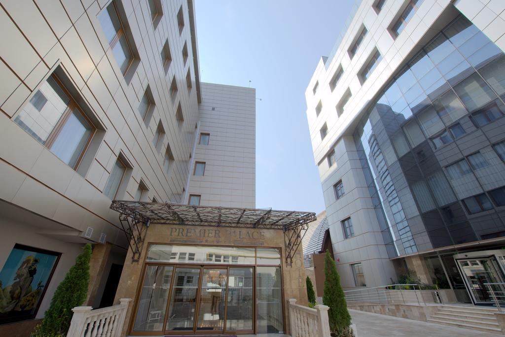 Premier Palace Spa Hotel Bucharest Exterior photo The main entrance of the hospital