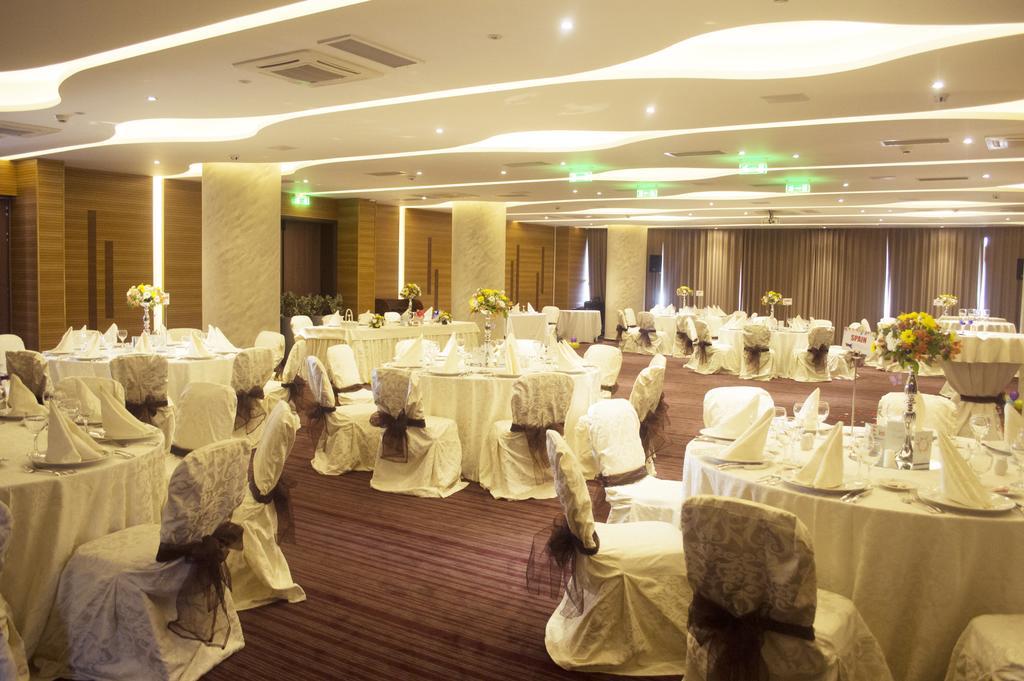 Premier Palace Spa Hotel Bucharest Exterior photo The ballroom of the hotel